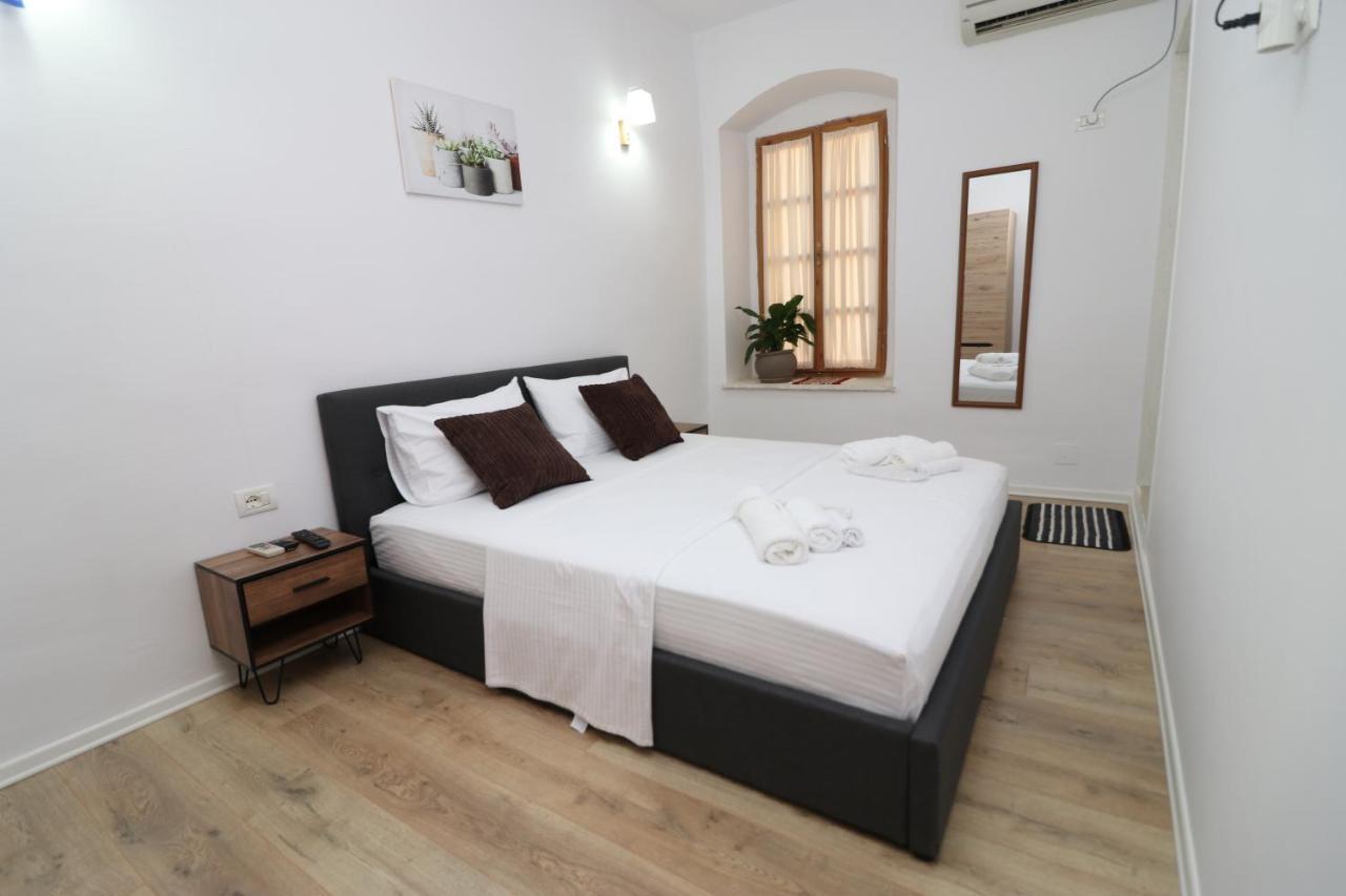Gaia Bed & Breakfast Vlorë Екстериор снимка