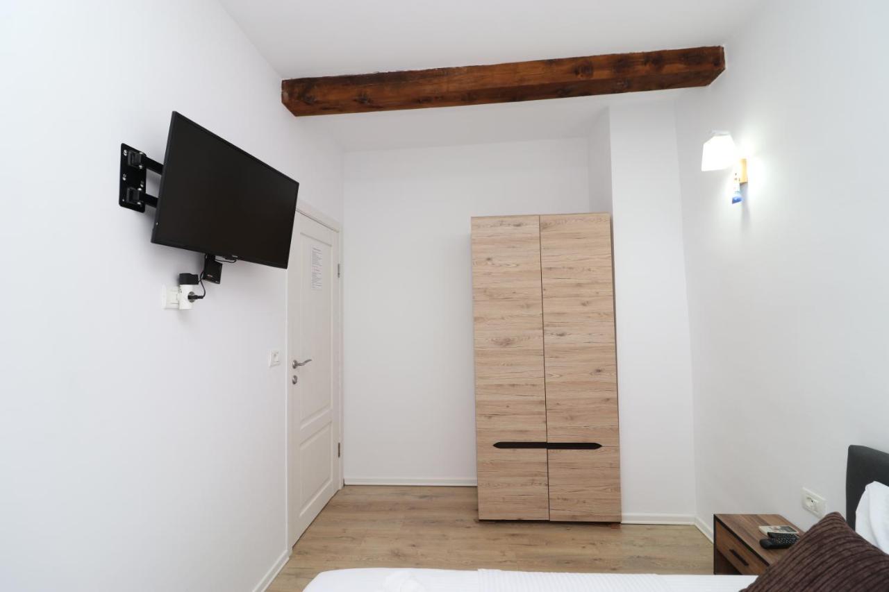 Gaia Bed & Breakfast Vlorë Екстериор снимка
